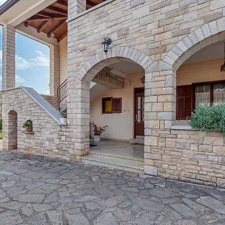 Silva Апартаменты *